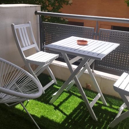 Apartamento Reformado Parking Gratis Sevilla Dış mekan fotoğraf